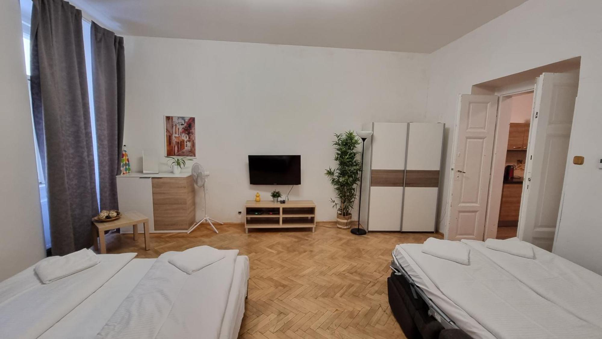 Apartment Krakovska 20 Praha Bagian luar foto